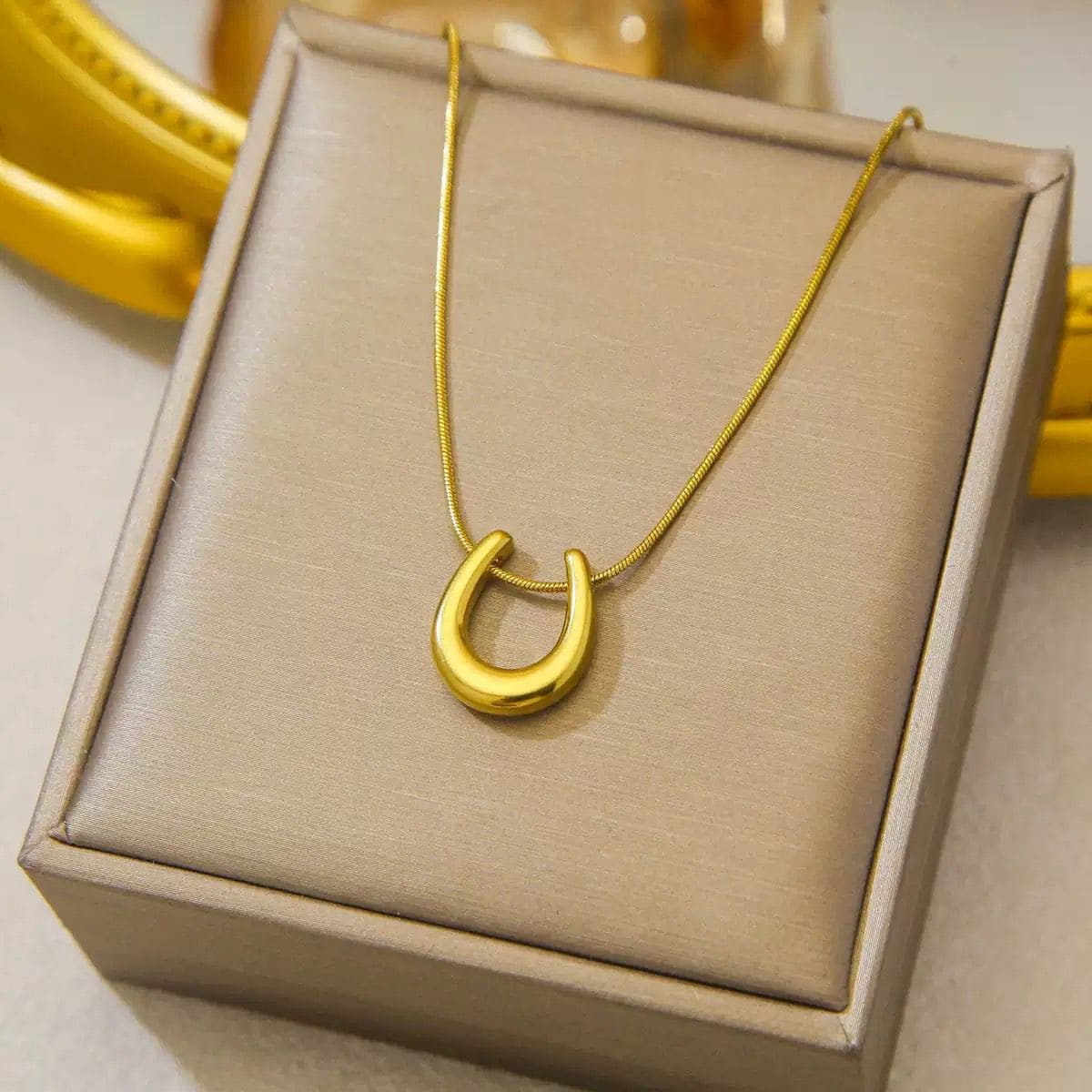 Golden Horseshoe Necklace